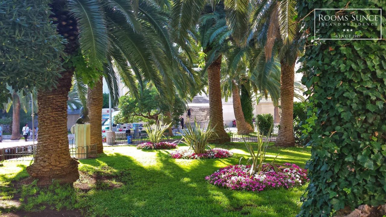 Apartments Residence Sunce Supetar - Cozy Base To Stay And Explore Island Brac Free Parking Zewnętrze zdjęcie