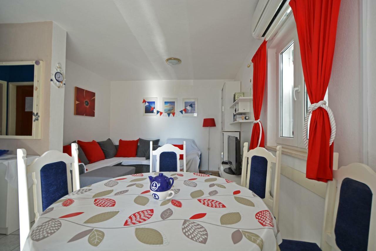 Apartments Residence Sunce Supetar - Cozy Base To Stay And Explore Island Brac Free Parking Zewnętrze zdjęcie