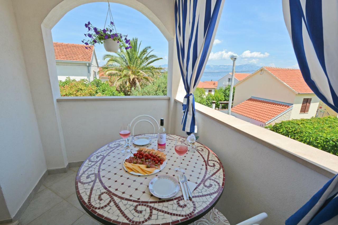 Apartments Residence Sunce Supetar - Cozy Base To Stay And Explore Island Brac Free Parking Zewnętrze zdjęcie